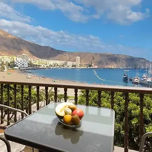 home2book-sea-front-vista-marina-los-cristianos.in-canary-islands.com/